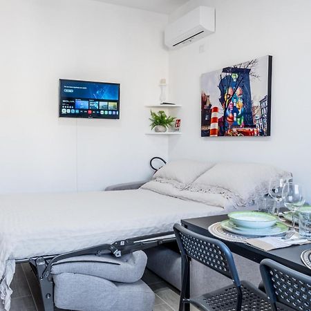 Ferienwohnung Enjoy And Fly Fiumicino Exterior foto